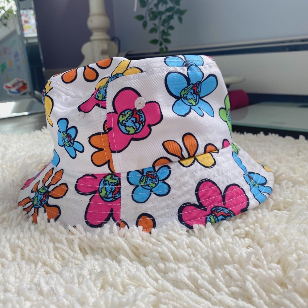 Zumiez Bucket hat